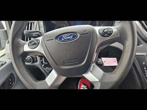 Used 2018 Ford Transit 350 XLT image 18