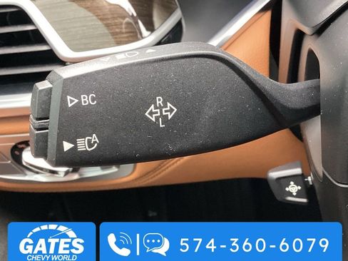 Used 2021 BMW 740i xDrive 740i xDrive w/ Premium Package image 28