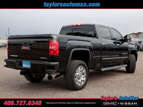 Used 2016 GMC Sierra 2500 Denali w/ Duramax Plus Package AWD/4WD image 4