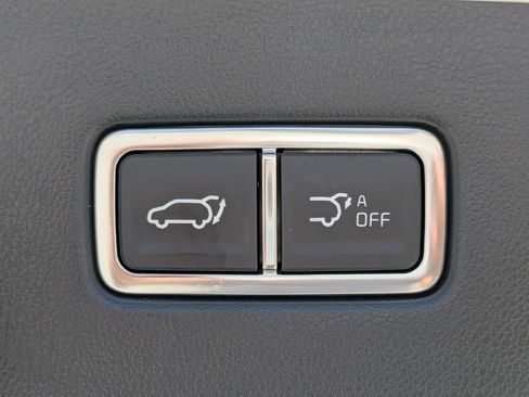 Certified 2025 Kia Sorento EX AWD/4WD image 15
