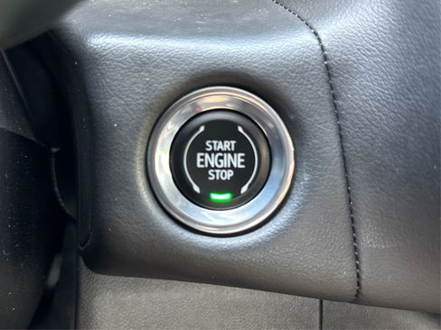 Used 2023 Chevrolet Tahoe High Country image 31