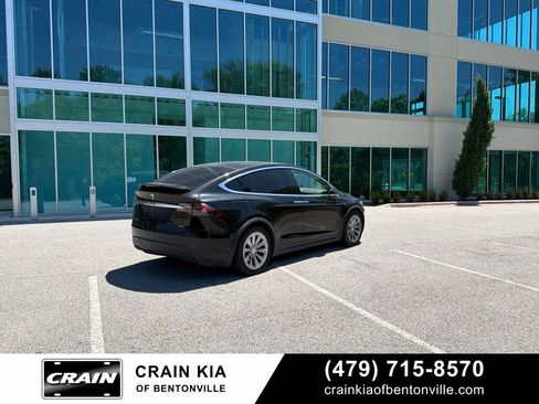 Used 2017 Tesla Model X 75D AWD/4WD image 10