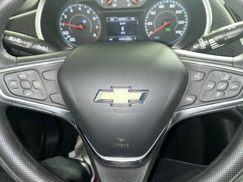 Used 2022 Chevrolet Malibu LT image 16