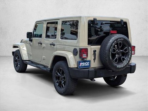 Used 2018 Jeep Wrangler Unlimited Sahara AWD/4WD image 8