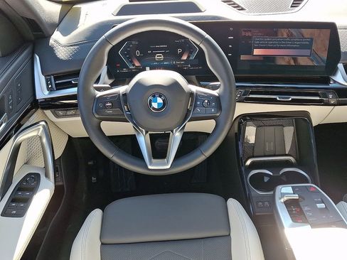 Used 2026 BMW X2 xDrive28i w/ Technology Package image 12