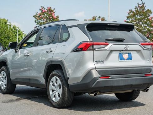 Used 2019 Toyota RAV4 LE w/ All Weather Liner Package AWD/4WD image 5