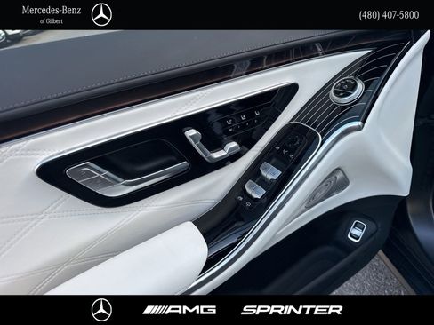 New 2026 Mercedes-Benz Maybach S 580 4MATIC image 11
