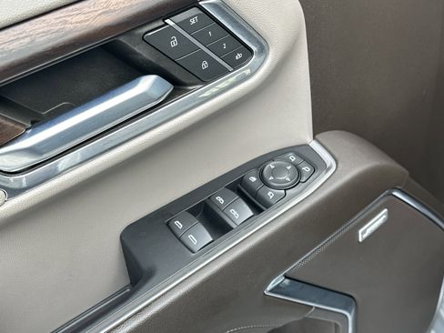 Used 2023 GMC Sierra 1500 SLT w/ SLT Premium Plus Package image 15