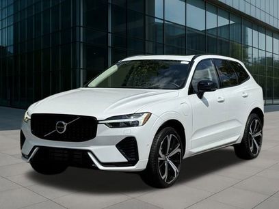 New 2025 Volvo XC60 T8 Ultra w/ Climate Package