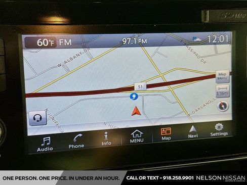 Used 2018 Nissan Leaf SL w/ SL Technology Package FWD image 13