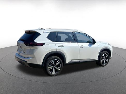 Used 2026 Nissan Rogue SL AWD/4WD image 16