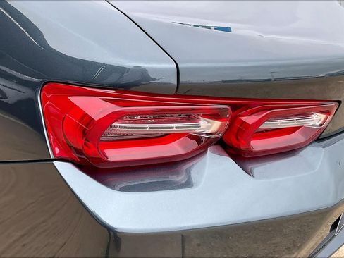 Used 2021 Chevrolet Camaro LT image 27