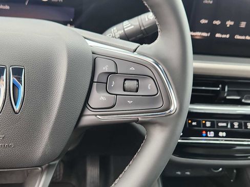 New 2025 Buick Envista Avenir image 14