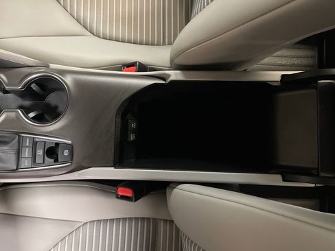 Certified 2023 Toyota Camry SE image 23