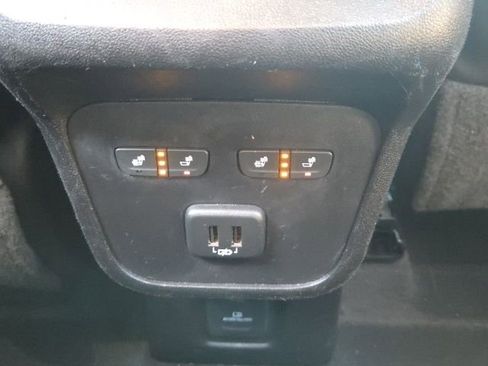 Used 2019 Chevrolet Equinox Premier image 14