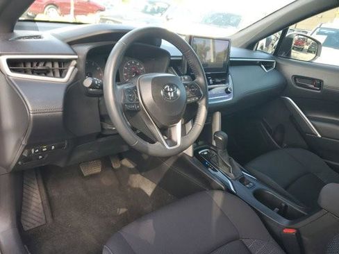 Used 2024 Toyota Corolla Cross AWD Hybrid image 12