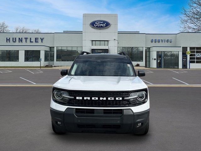 Used 2025 Ford Bronco Sport Outer Banks w/ Outer Banks Tech Package+ AWD/4WD image 3