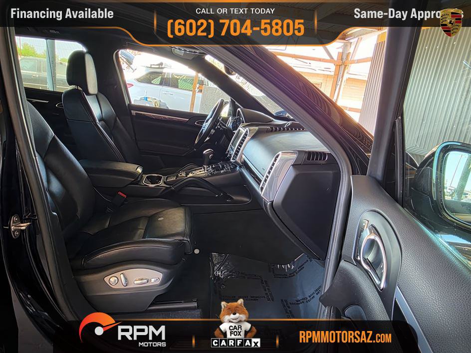 Used 2016 Porsche Cayenne S AWD/4WD image 12