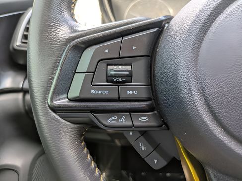 Used 2021 Subaru Crosstrek 2.5i Sport w/ Moonroof Package AWD/4WD image 23