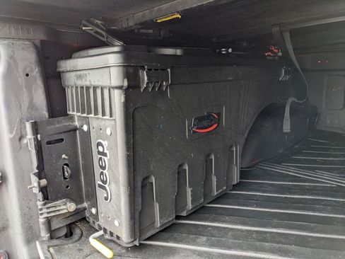 Used 2021 Jeep Gladiator Mojave w/ Trailer Tow Package image 28