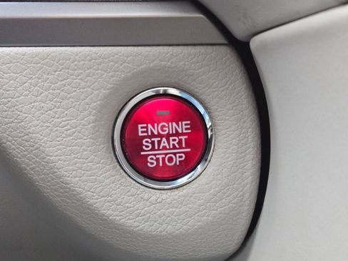 Used 2014 Acura RLX w/ Technology Package image 34