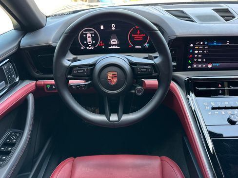 Used 2026 Porsche Panamera image 14