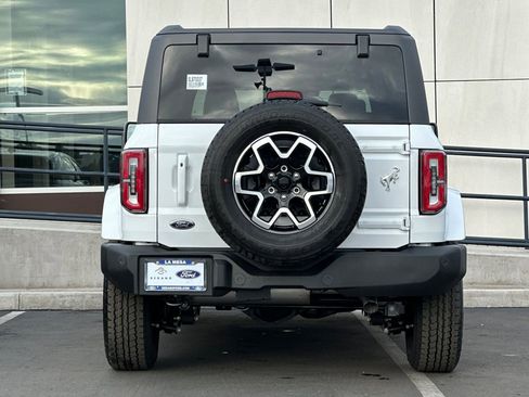 New 2025 Ford Bronco Outer Banks image 4