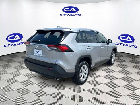 Used 2025 Toyota RAV4 LE AWD/4WD image 3