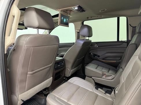 Used 2020 GMC Yukon XL Denali w/ Open Road Package AWD/4WD image 17