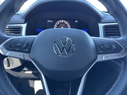 Used 2023 Volkswagen Atlas Cross Sport SE image 14
