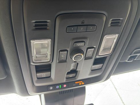 Used 2023 Chevrolet Tahoe High Country image 22