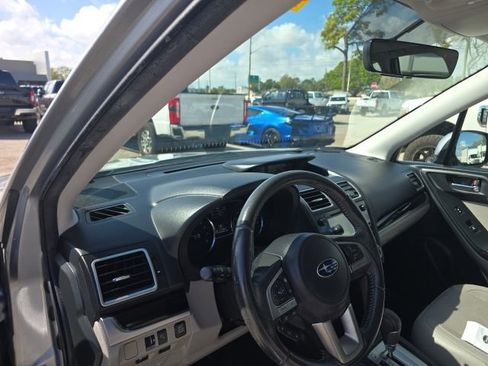 Used 2018 Subaru Forester 2.5i Limited w/ Popular Package #2 image 7