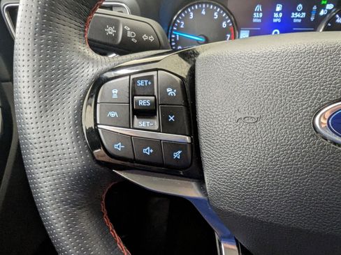 Certified 2022 Ford Explorer ST-Line image 25