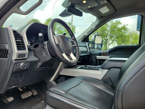 Used 2019 Ford F450 Lariat w/ Lariat Ultimate Package image 9