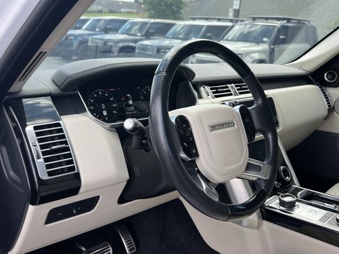 Used 2021 Land Rover Range Rover P525 Westminster Edition AWD/4WD image 19