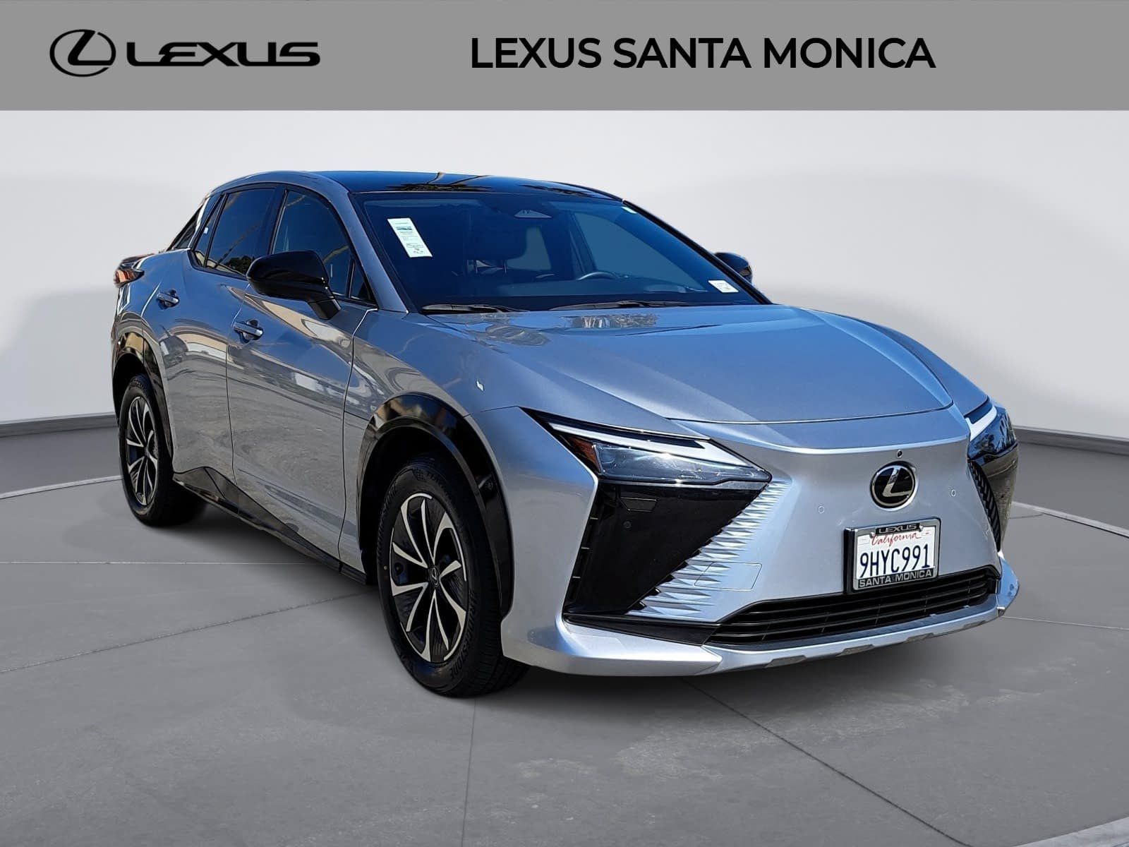 Used 2023 Lexus RZ 450e Premium w/ Technology Package AWD/4WD image 3