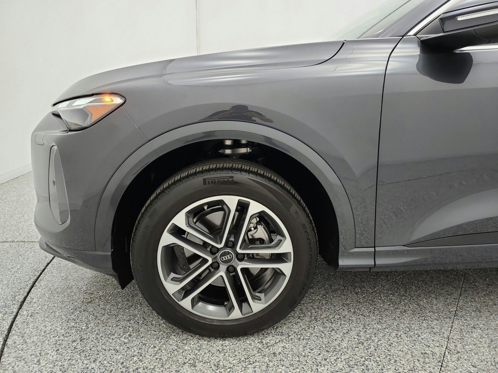 Used 2025 Audi Q5 Premium AWD/4WD image 17