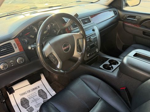 Used 2013 GMC Yukon XL SLT image 8