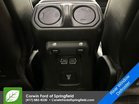 Used 2024 Jeep Wrangler Unlimited Rubicon image 15