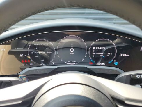 Certified 2025 Porsche Taycan image 10