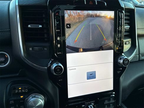 New 2024 RAM 1500 Laramie image 4