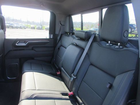 New 2026 GMC Sierra 2500 SLT w/ SLT Premium Package image 14