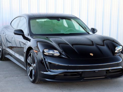 Used 2020 Porsche Taycan 4S image 55