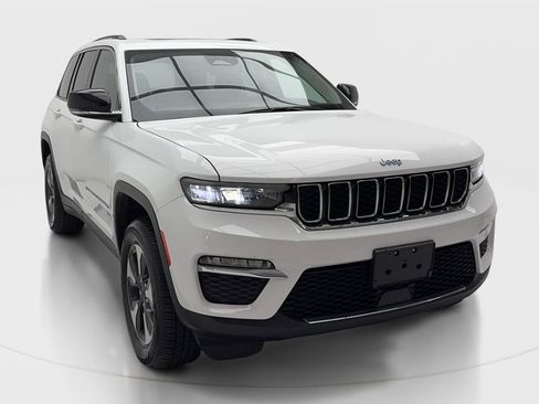 Used 2024 Jeep Grand Cherokee Limited 4xe AWD/4WD image 2