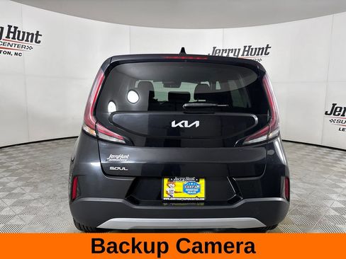 Used 2024 Kia Soul LX w/ Option Group 015 FWD image 6