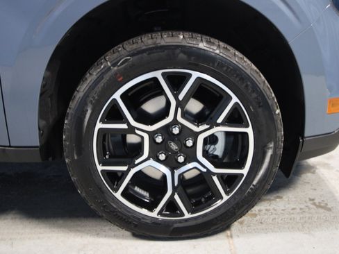 New 2026 Ford Maverick Lariat image 27