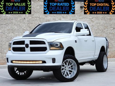 Used 2016 RAM 1500 Express AWD/4WD image 2