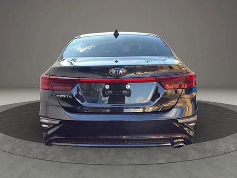 Used 2019 Kia Forte LXS image 6
