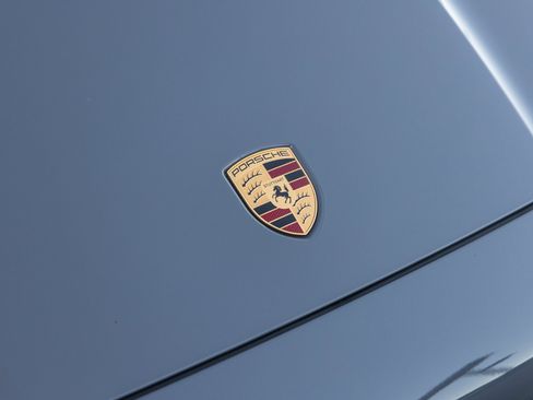 Certified 2025 Porsche Cayenne S image 15