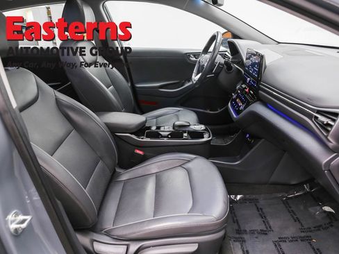 Used 2020 Hyundai Ioniq Limited image 27